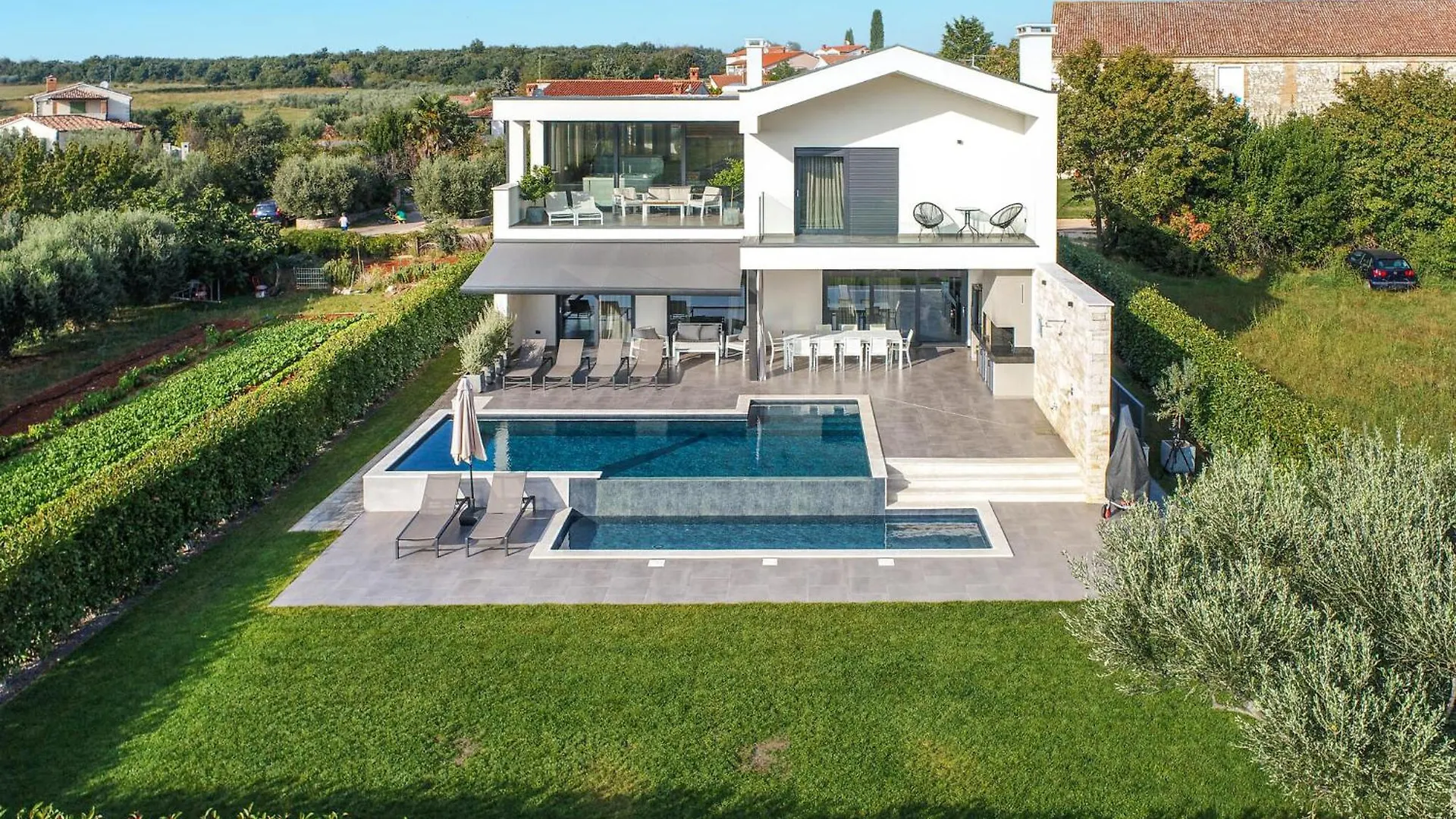 Villa Terani Rogovici 0*,  Croatia