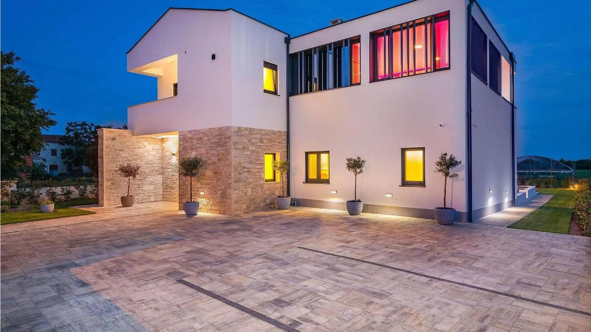 Villa Terani Rogovici 0*,  Croatia