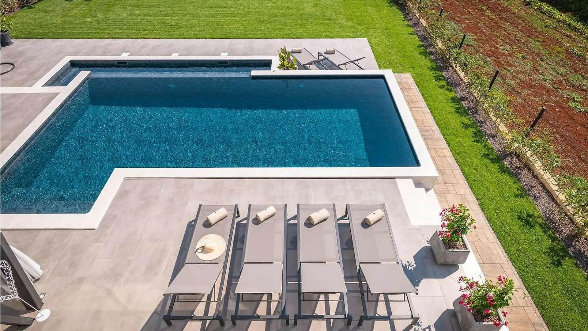 Holiday home Villa Terani Rogovici